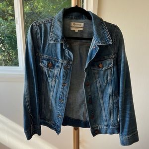Like new Madewell jean jacket!
